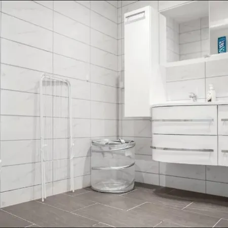 Free Parking Space, 2 Bed Room, Short Walk To Brosundet Ålesund Buitenkant foto